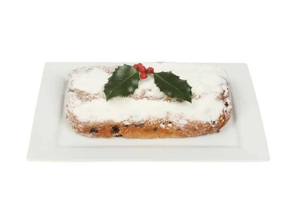 Marzapane Stollen Piatto Decorato Con Agrifoglio Isolato Contro Bianco — Foto Stock