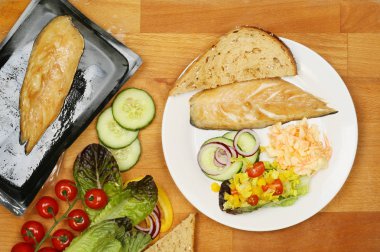 Füme uskumru salatası