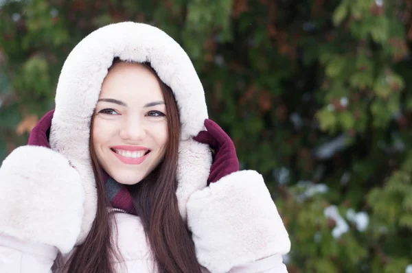 Portrait Young Beautiful Emotional Woman Hooded Coat Gloves Snow Covered — Stock Photo, Image