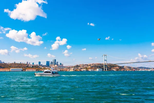 Vue Panoramique Ville Istanbul Turquie Nuages Avec Pont Bosphore Mer — Photo