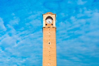 Adana'da Eski Saat Kulesi, Türkiye' nin. Adana Belediyesi eski saat kulesi ile 