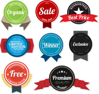 Ürün kalitesi ve etiketleri üzerinde beyaz izole alışveriş. 