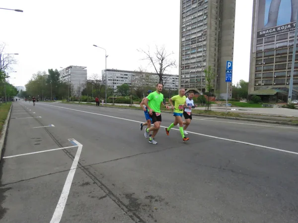 Belgrado Serbia Abril 2019 Maratón Belgrado Corredores Muchos Países Corriendo — Foto de Stock
