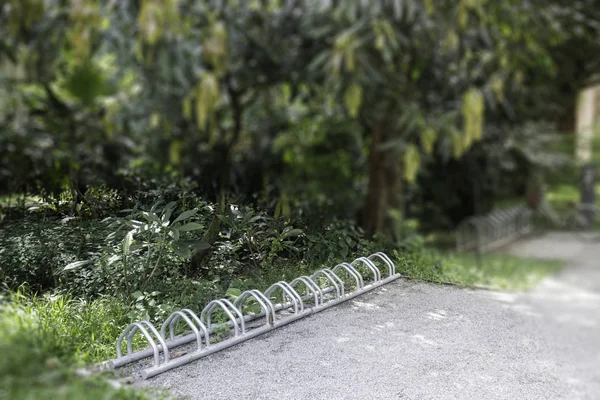 Bicycle Park Area Garden Stock Photo — Stock Photo, Image