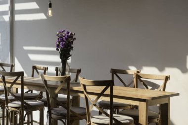 Kahve dükkanında oturma odası