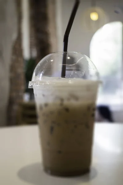 Sarapan minum dengan es mocha kopi — Stok Foto