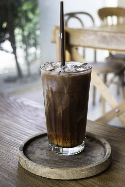 Delicioso café helado y chocolate con leche derretir bebida —  Fotos de Stock