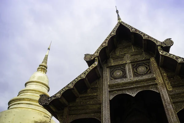 Wat Pra Singh beautiful temple in Chiang Mai, Thailand — Stock Photo, Image