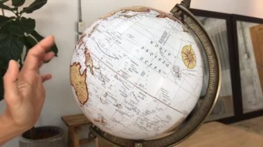 El girdabı retro dünya eşyası, stok görüntüleri