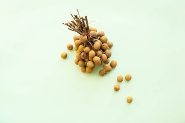 Longan meyve dragon göz meyve dalında olarak anılacaktır