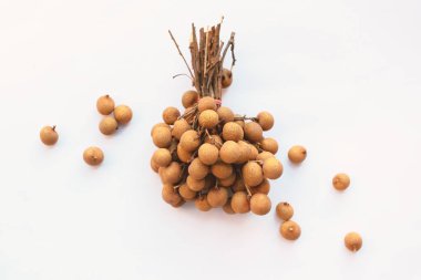 Longan meyve dragon göz meyve dalında olarak anılacaktır