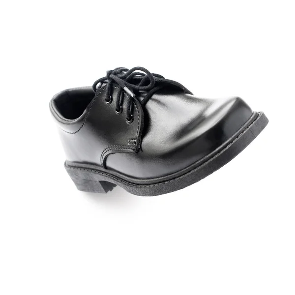 Чорне нове шкіряне взуття перспектива ізольовані білі — стокове фото