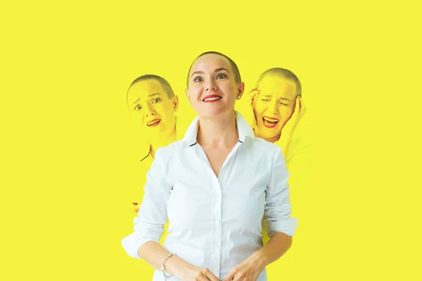 Woman with internal entities of behind shoulders — Stock Photo, Image