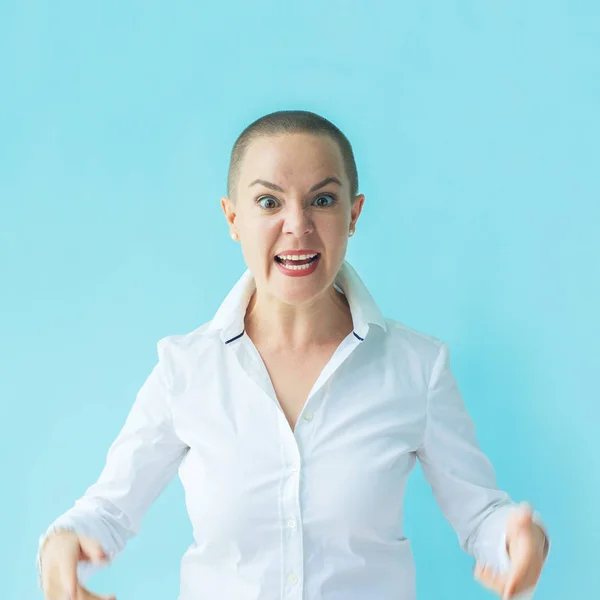 Een portret zonder vertrouwen druk vrouw menselijke emotie — Stockfoto