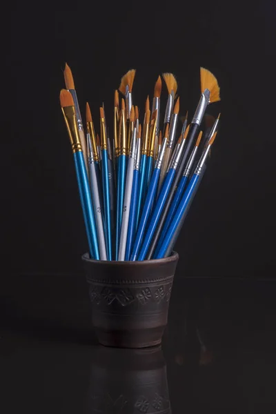 Akrilik Boya Için Çeşitli Sanat Fırçalar — Stok fotoğraf