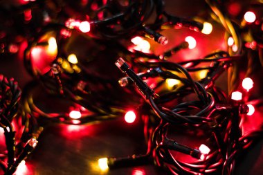 kırmızı ışıklar arka plan. Soyut çok renkli ışık. Noel kavramı.