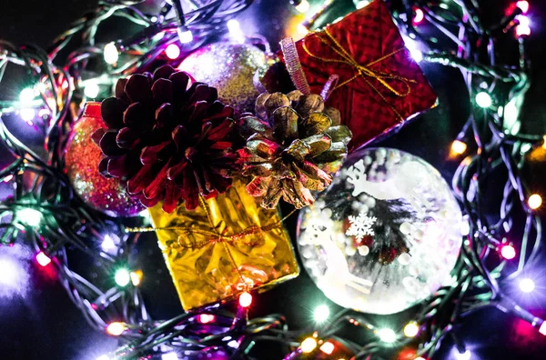 圣诞装饰背景 新年背景 多色灯 — 图库照片