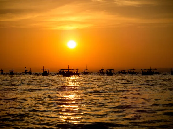 Una Vista Del Pescador Trabajo Puesta Del Sol — Foto de Stock