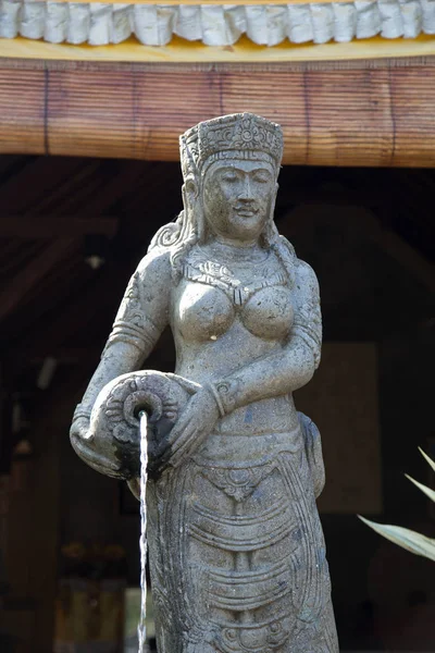 Una Vista Una Estatua Típica Indonesia — Foto de Stock