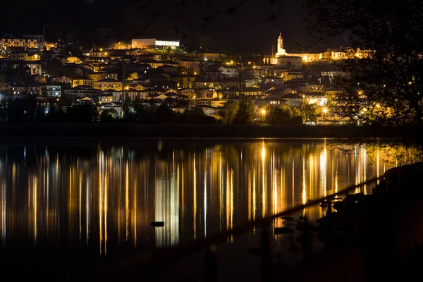 Uno Skyline Notturno Lago — Foto Stock