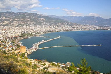 Alanya, Türkiye, Kasım 2018 üstten görünüm, Alanya şehir panoraması.