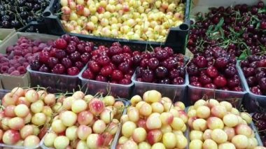 Meyve ve sebze pazarı