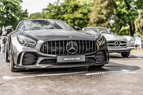 Praga, República Checa - 16 / 5 / 2019 Mercedes Benz AMG V8 Biturbo Imagens De Bancos De Imagens Sem Royalties