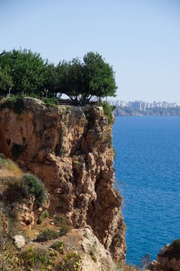 Park Antalya Türkiye'nin denizden sarp bir uçurum. Antalya'da herşey dahil dinlenme