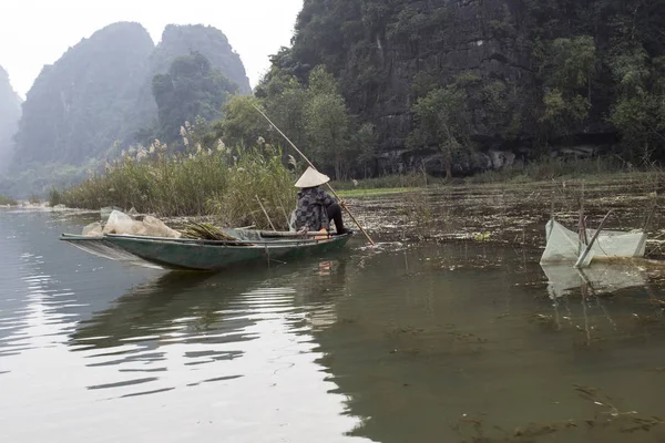 Ninh Binh Vietnam Dezember 2016 Vietnamesischer Bauer Arbeitet Auf Dem — Stockfoto