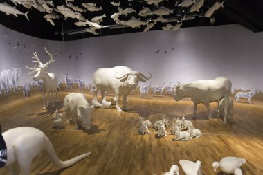 Milan, İtalya - 30 Mayıs: Yükleme Expo, evrensel Fuar temalı gıda 30 Mayıs 2015 Milano sıfır köşk içinde