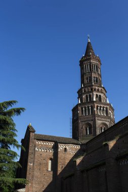 Milan güneyinde Chiaravalle abbey görünümünü. İtalya