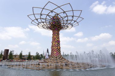 Milan, İtalya - 30 Mayıs: Tree of Life Expo, evrensel Fuar temalı gıda 30 Mayıs 2015 Milano