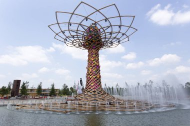 Milan, İtalya - 30 Mayıs: Tree of Life Expo, evrensel Fuar temalı gıda 30 Mayıs 2015 Milano