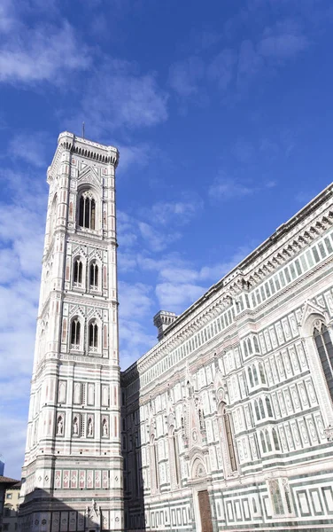 Bazylika Florencji Wieża Słoneczny Dzień Włochy — Zdjęcie stockowe
