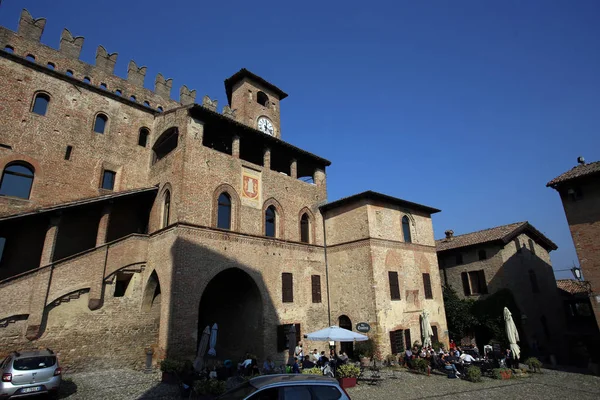 Pohled na castell arquato — Stock fotografie