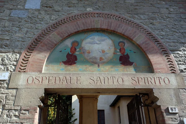 Castell Arquato Włochy Października 2018 Widok Ospedale Santo Spirito Wejście — Zdjęcie stockowe