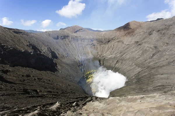 Zobacz krater Bromo w Indonezji — Zdjęcie stockowe