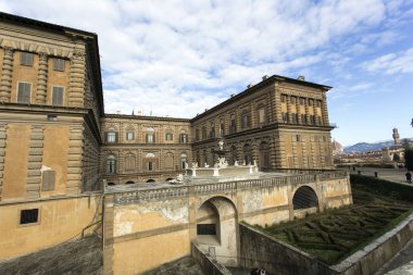 Firenze, İtalya - 04 Şubat 2018: Boboli Floransa'da turist dolu bahçe 