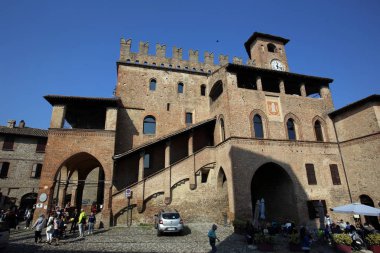 castell arquato görünümünü