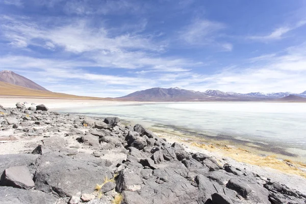 Una laguna blanca amplia vista —  Fotos de Stock