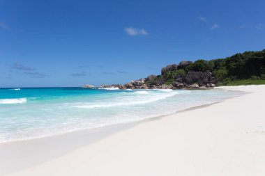 Seyşeller adalarından birinin tropik cenneti.