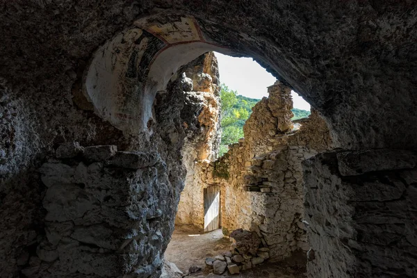 Kutsal Haç Olimpos Dağı Üzerinde Hermitage Thessaly Yunanistan Pythio Köyü — Stok fotoğraf