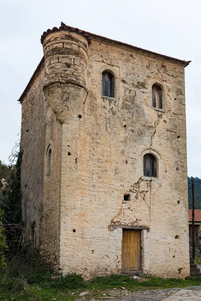 Abandonada Torre Casa Aldeia Agios Vassilios Peloponeso Grécia — Fotografia de Stock