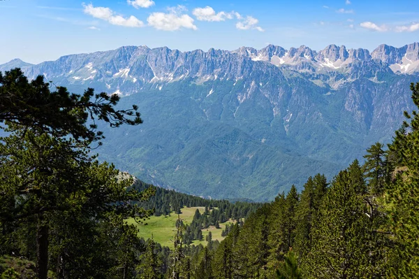 エピロス ギリシャのピンドゥス山脈の山の風景 — ストック写真