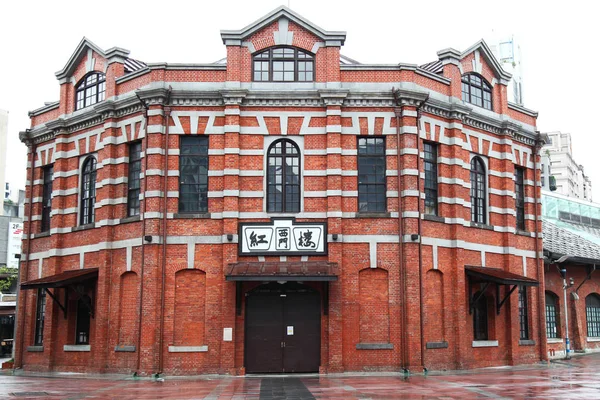 Taipei, Tayvan - 12 Ekim 2018: Ximending, Taipei 'deki Kızıl Ev.