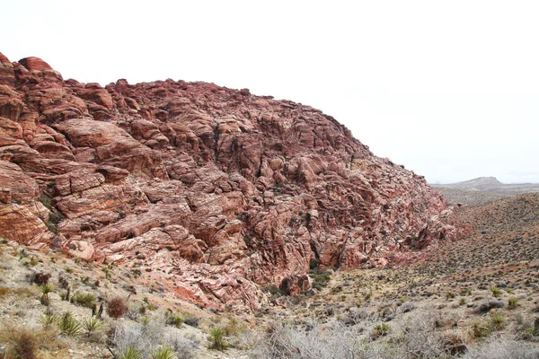 Přírodní Rock Rudém Skalním Kaňonu Foggy Den Nevadě Usa — Stock fotografie