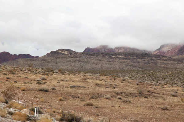 View Red Rock Canyon Foggy Day Nevada Usa — стоковое фото