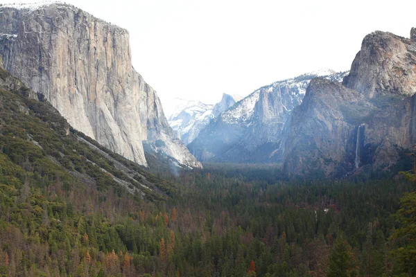 Veduta Del Parco Nazionale Dello Yosemite Negli Stati Uniti — Foto Stock