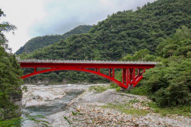 Taroko kırmızı köprüde Manzara Görünümü, Taroko ulusal parkı, Hualien, Tayvan.