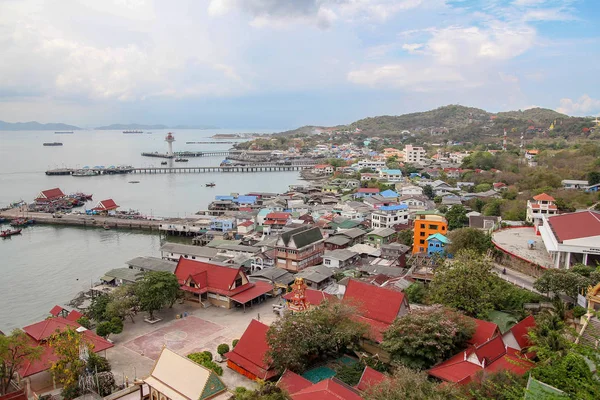 Vista aérea do porto em Koh Sichang na Tailândia — Fotografia de Stock